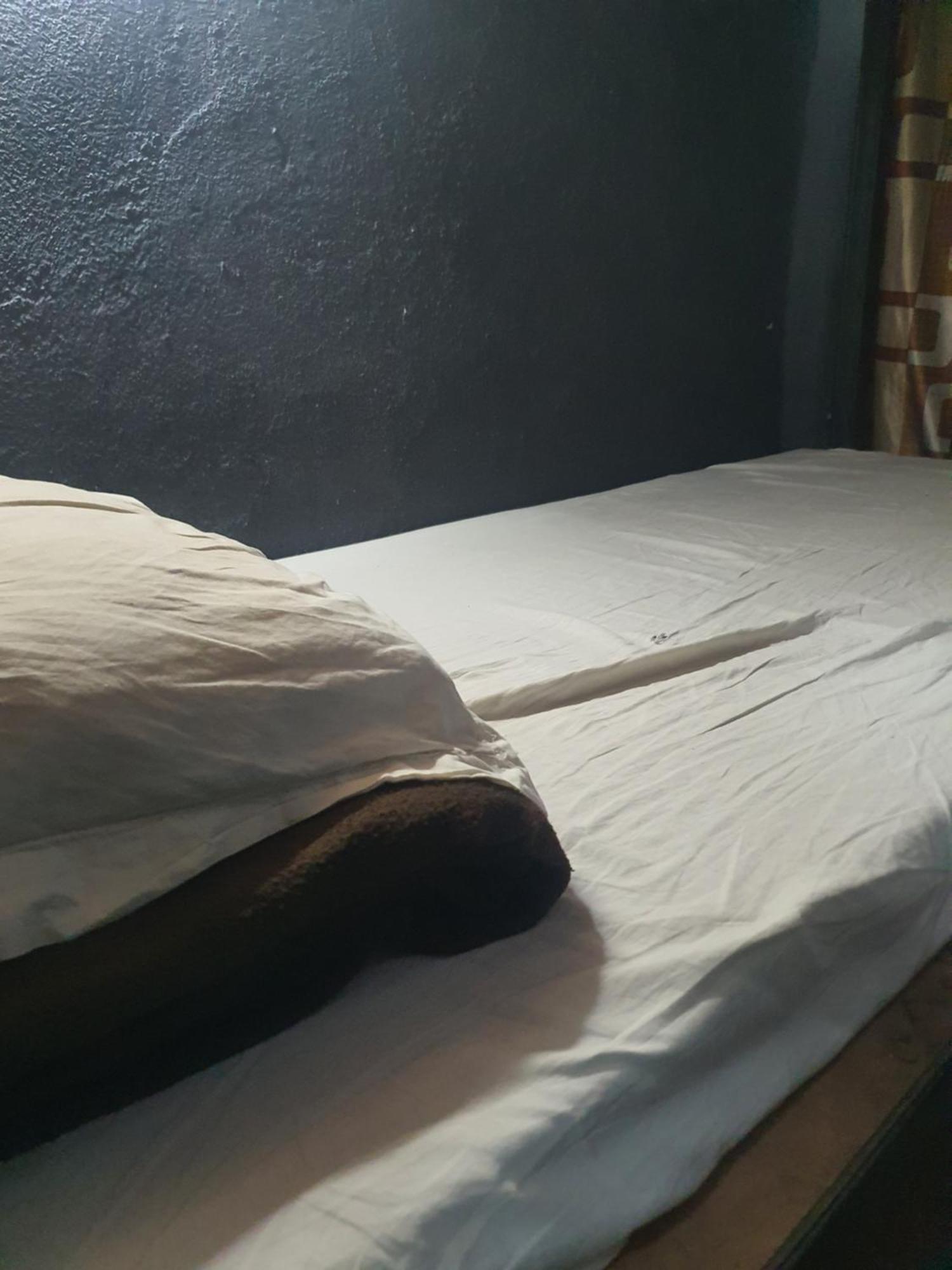 Bapuji Dormitory Hostel Bombaj Zewnętrze zdjęcie